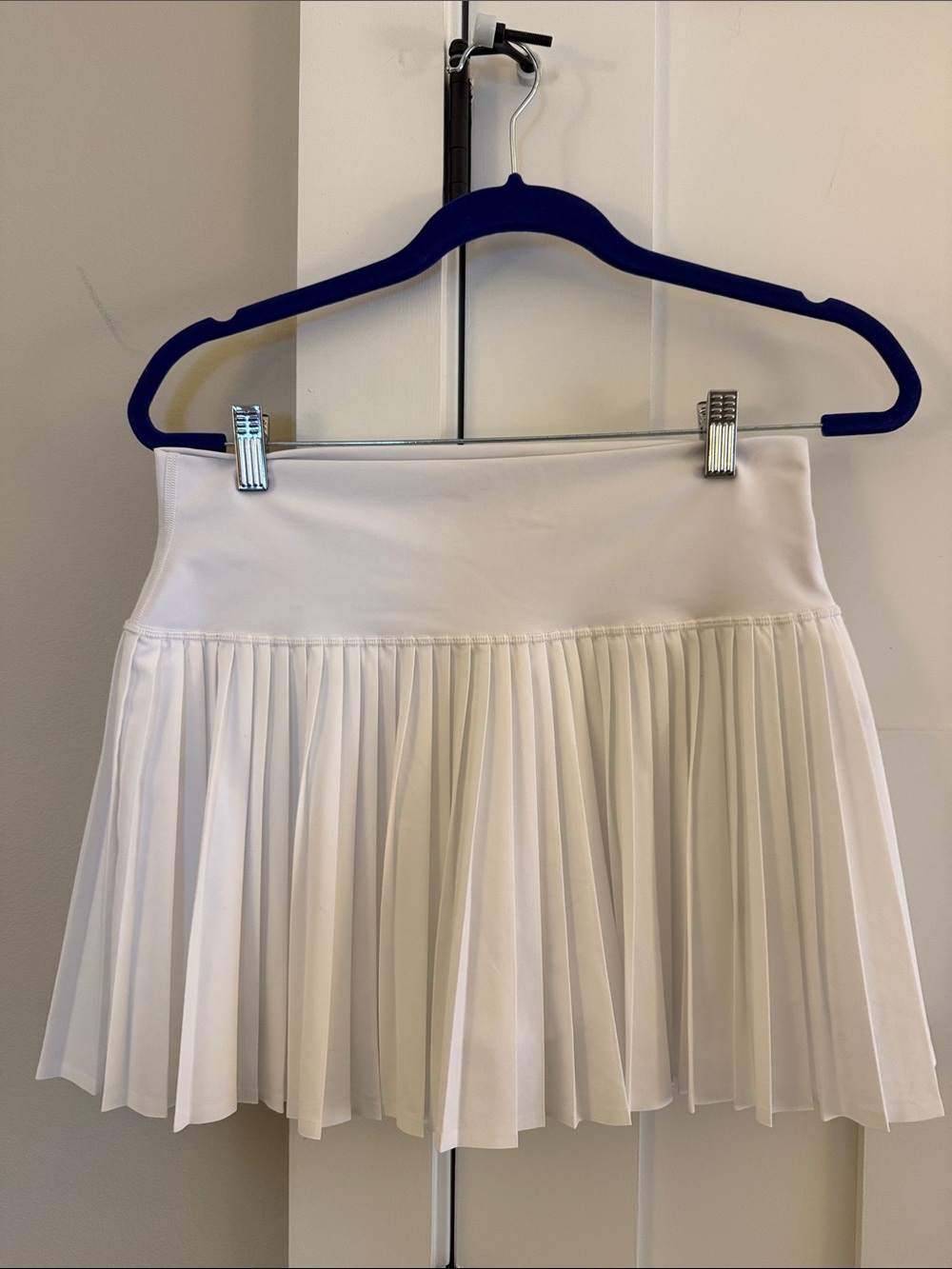 Aritzia Golden Micro Pleat Skort White Tennis Prep L NWOT